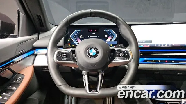 BMW 5-Series 5 серия (G60) 530i xDrive M Sport — Фото автомобиля 11