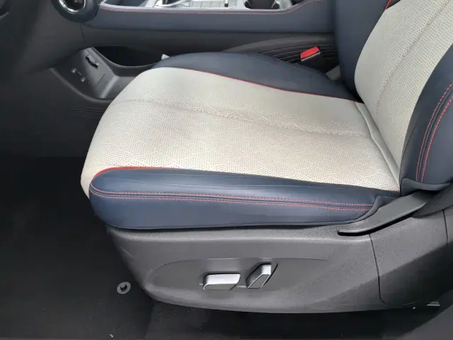 BYD Yuan PLUS — Фото автомобиля 20