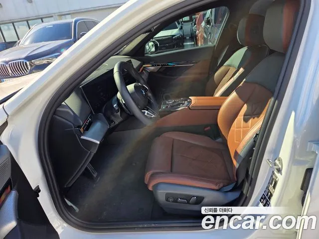 BMW 5 Series G60 — Фото автомобиля 7
