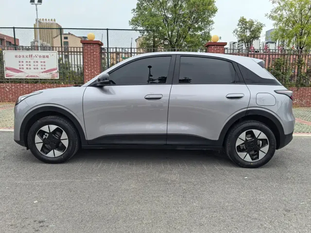 Geely Starry Wish — Фото автомобиля 3