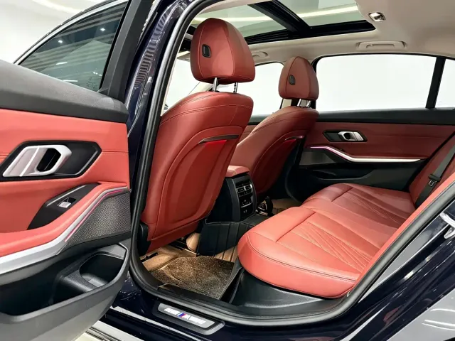 BMW 3 Series — Фото автомобиля 8