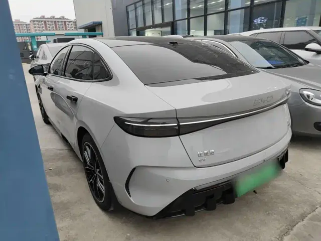 BYD Seal — Фото автомобиля 22