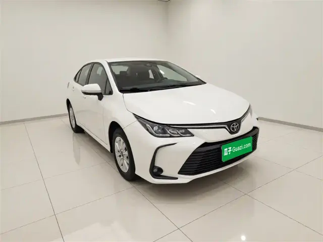 Toyota Corolla — Фото автомобиля 3