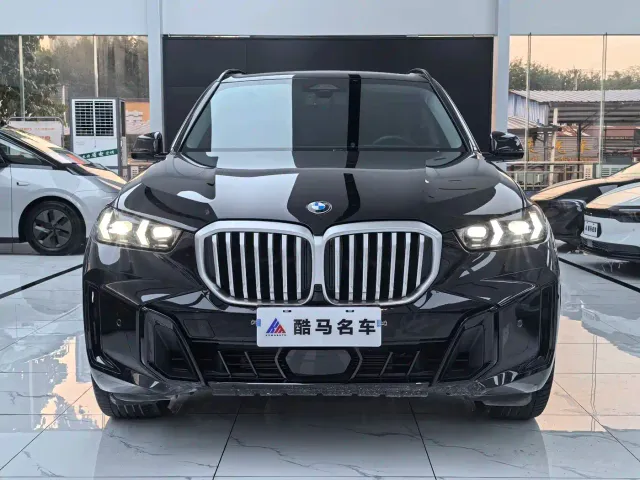BMW X5 — Фото автомобиля 2