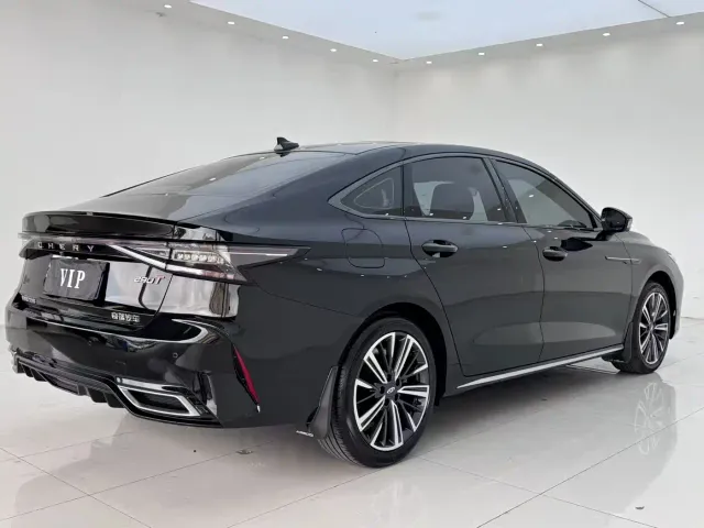 Chery Arrizo 8 — Фото автомобиля 9
