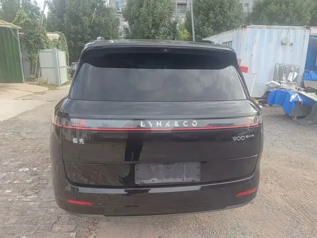 Lynk & Co Lynk & Co 900 2025 2.0T Ultra — Фото автомобиля 6