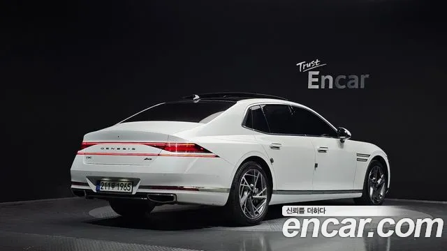 Genesis G90 RS4 — Фото автомобиля 2