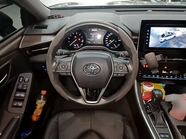 Toyota Avalon — Фото автомобиля 10