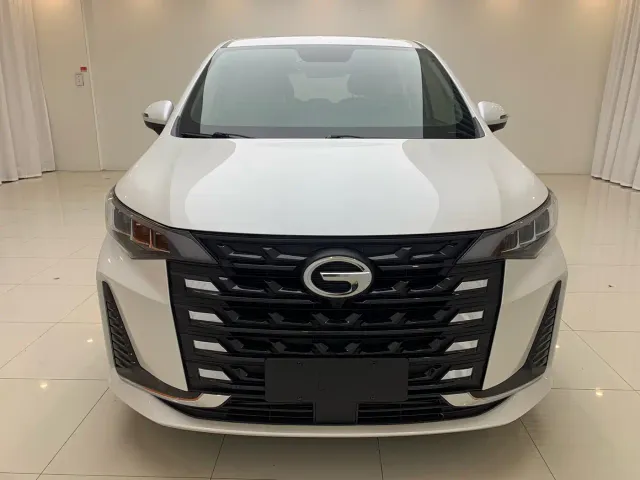 GAC Trumpchi M6 — Фото автомобиля 2