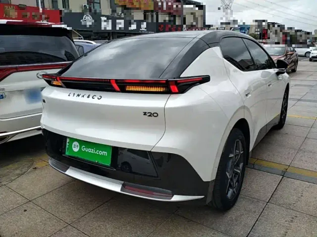 Lynk & Co Z20 — Фото автомобиля 6