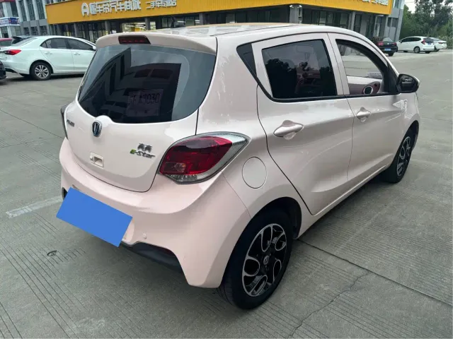 Changan Benben E-Star — Фото автомобиля 5