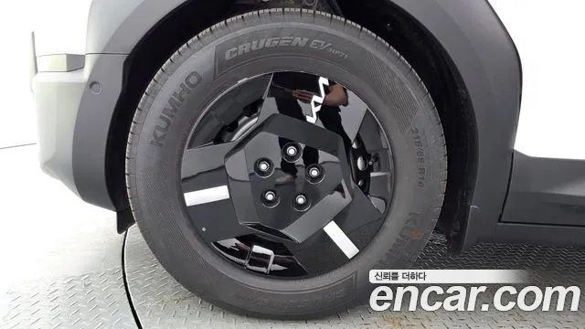 Kia PV5 — Фото автомобиля 5