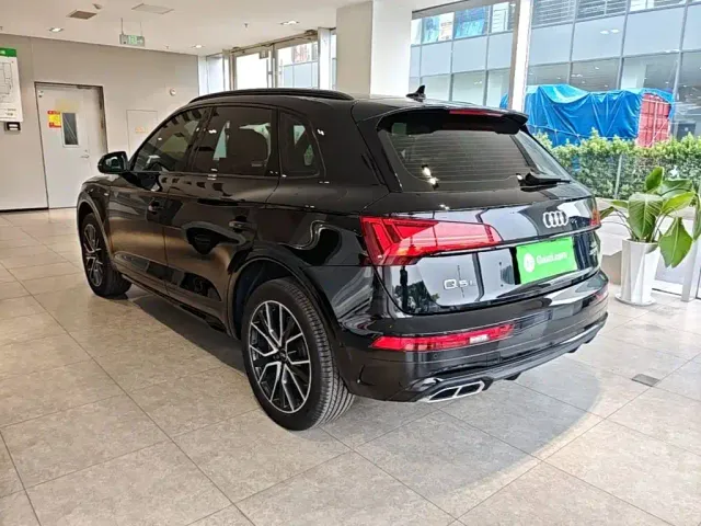 Audi Q5L — Фото автомобиля 4
