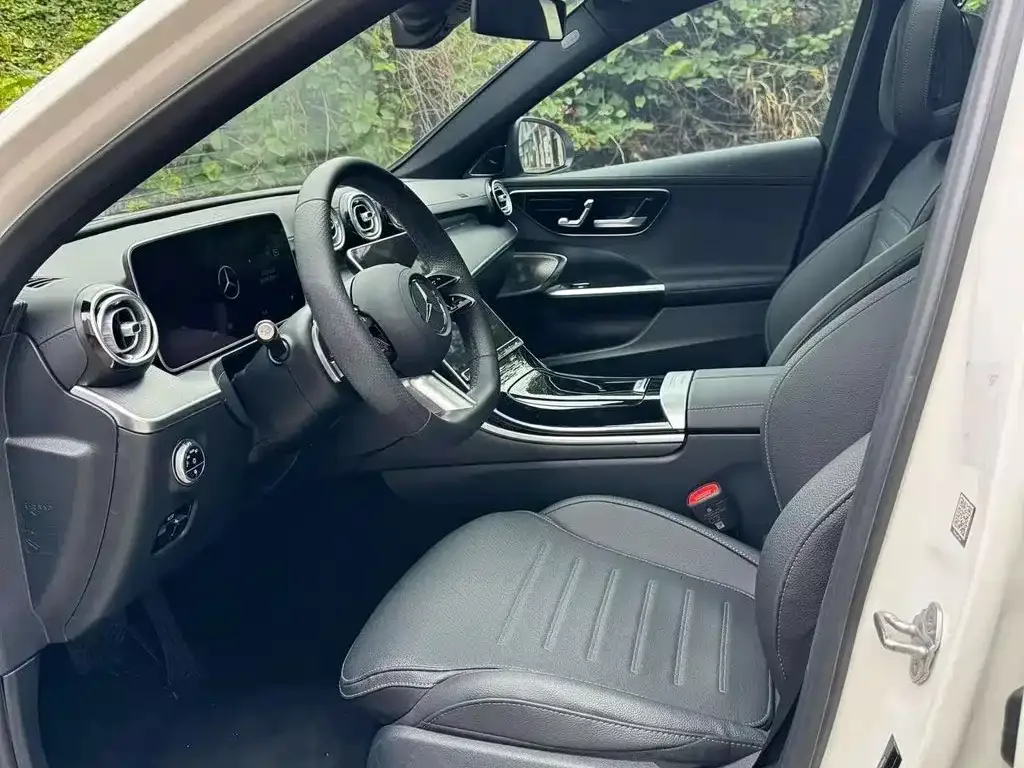 Mercedes-Benz Mercedes-Benz C-Class 2023 Facelift C 260 L Night Sport Edition — Фото автомобиля 5