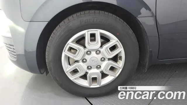 Hyundai Staria — Фото автомобиля 5