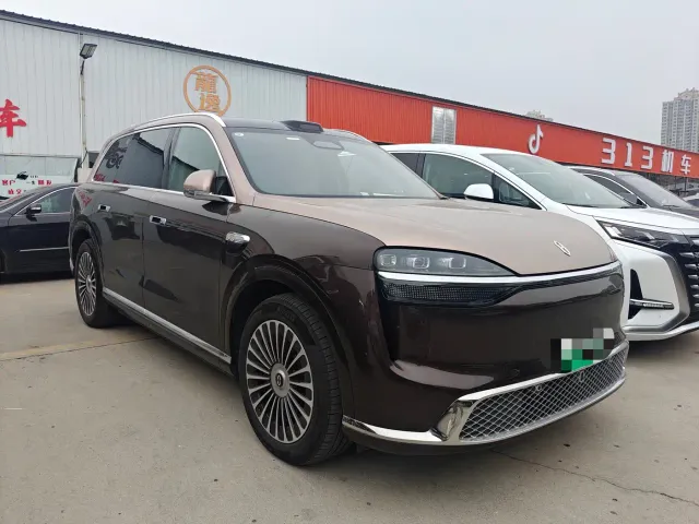 AITO Wenjie AITO M9 — Фото автомобиля 9