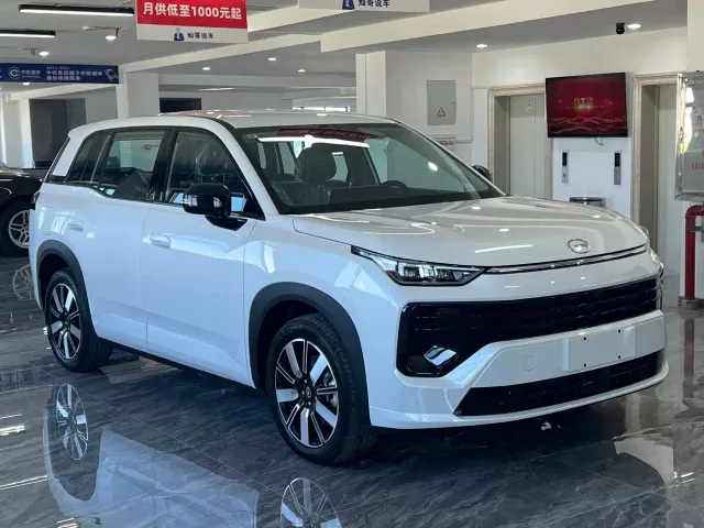 GAC Trumpchi GS4 — Фото автомобиля 4