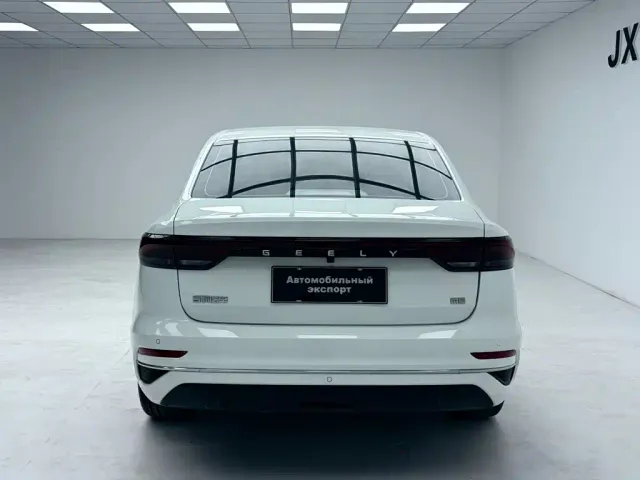 Geely Emgrand — Фото автомобиля 9