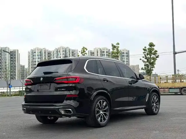 BMW X5 — Фото автомобиля 7