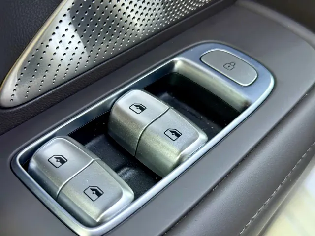 Shangjie SUV — Фото автомобиля 12