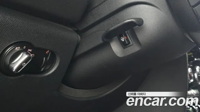 MINI Cooper Cooper Electric — Фото автомобиля 15