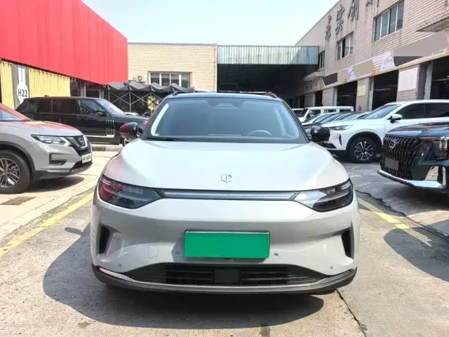 Leapmotor C11 — Фото автомобиля 2