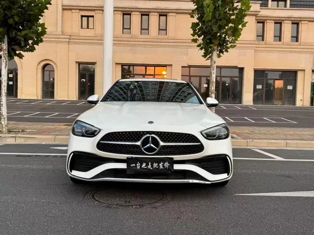 Mercedes-Benz C-Class — Фото автомобиля 2