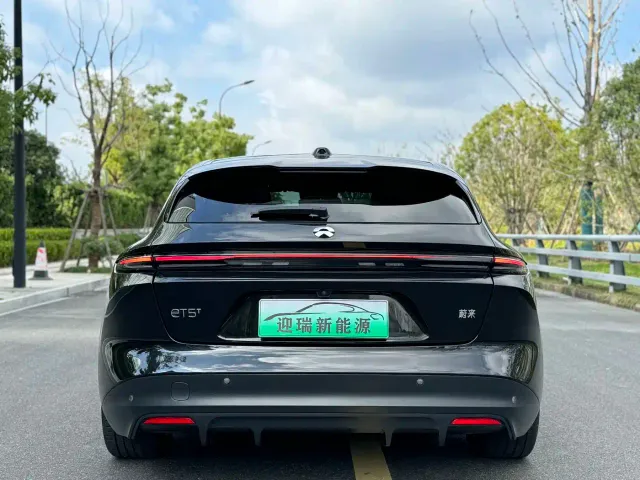 Nio ET5 Touring — Фото автомобиля 8