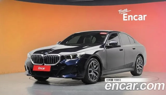 Фотография автомобиля — BMW 5 Series G60