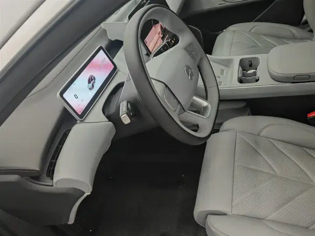 Nio ET5 Touring — Фото автомобиля 9