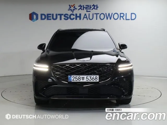 Genesis GV70 — Фото автомобиля 3