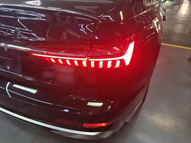 Audi A6L — Фото автомобиля 7
