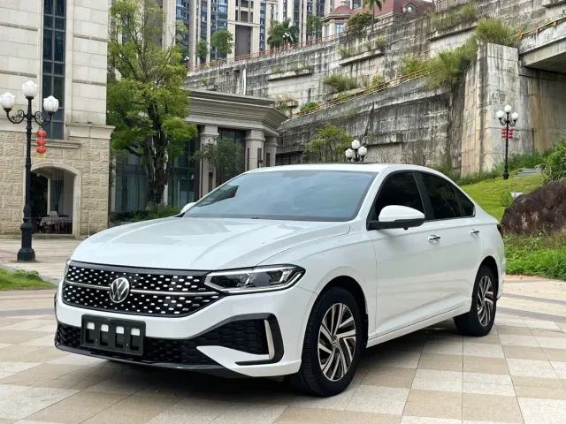 Фотография автомобиля — Volkswagen Lavida