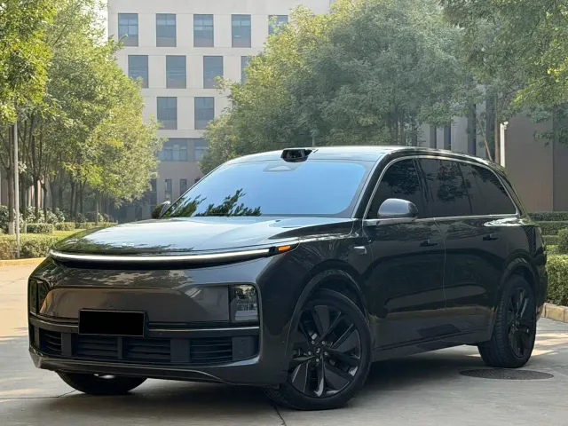 Фотография автомобиля — Li Auto L9