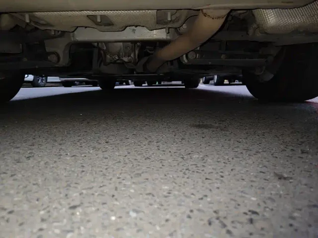 BMW 5 Series — Фото автомобиля 24