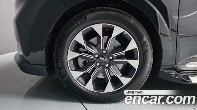 Kia Canival Carnival 4 поколение Дизель 9 мест Hi-Limousine — Фото автомобиля 5