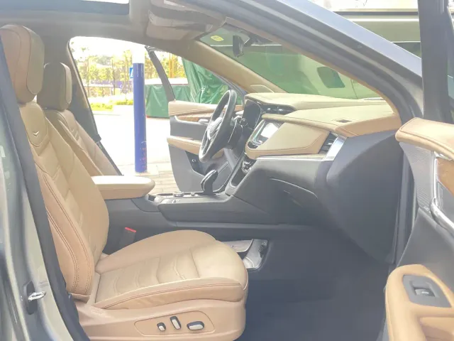 Cadillac XT5 — Фото автомобиля 18