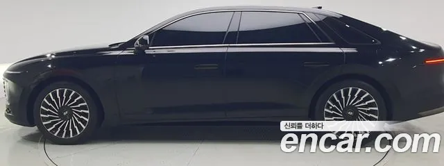 Hyundai Grandeur GN7 — Фото автомобиля 5