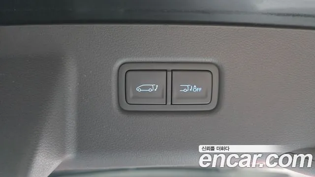 Hyundai Staria Staria 4WD Lounge 9 мест — Фото автомобиля 20