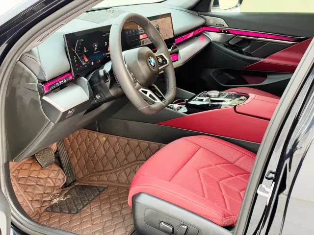 BMW 5 Series — Фото автомобиля 5