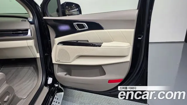 Kia Carnival 4th Gen — Фото автомобиля 14