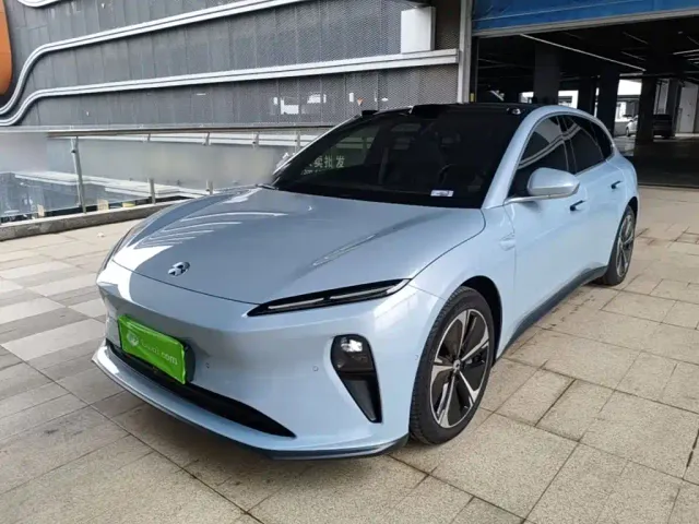 Фотография автомобиля — Nio ET5 Touring
