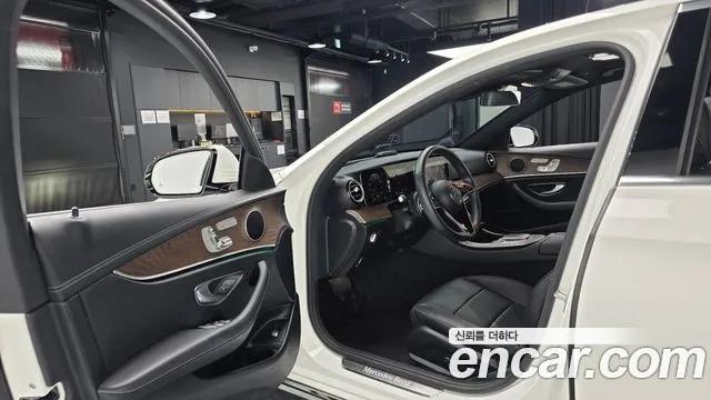 Mercedes-Benz E-Class W213 — Фото автомобиля 15