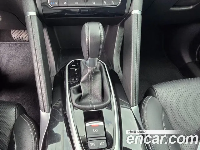Renault-KoreaSamsung QM6 Новый QM6 2.0 LPe RE Signature 2WD — Фото автомобиля 15