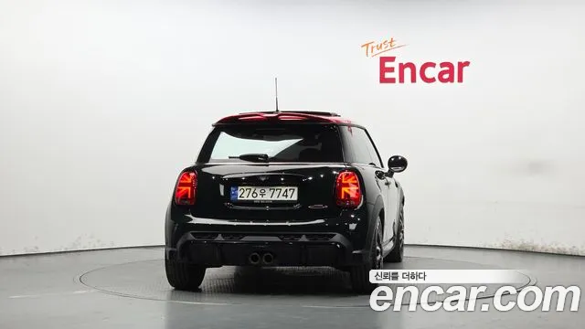 MINI Cooper — Фото автомобиля 4