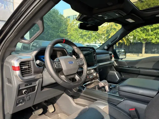 Ford F-150 Raptor — Фото автомобиля 8
