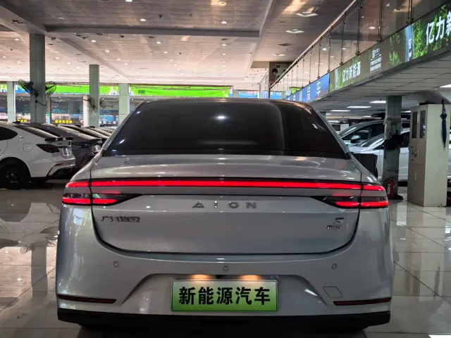 GAC Aion S Plus — Фото автомобиля 5