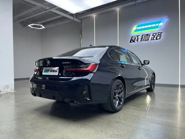 BMW 3 Series — Фото автомобиля 8