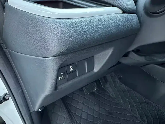 Honda Fit — Фото автомобиля 19