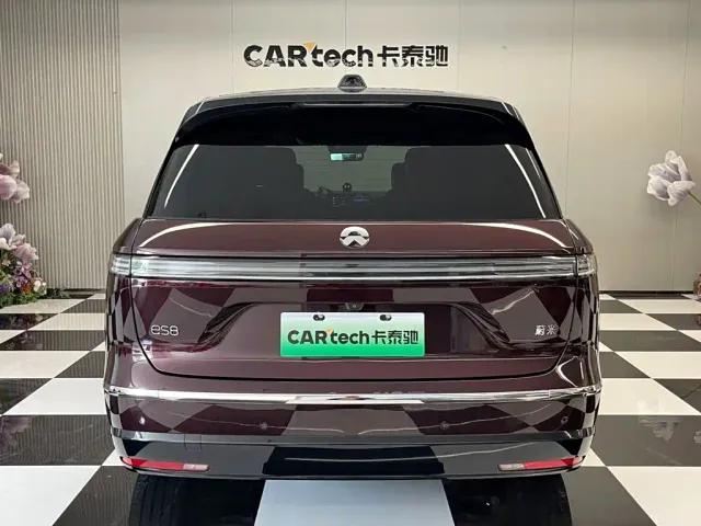 Nio ES8 — Фото автомобиля 5